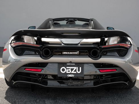 Used 2020 McLaren 720S Spider RWD image 43
