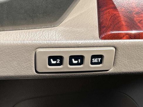 Used 2011 Lexus GX 460 Premium AWD/4WD image 30