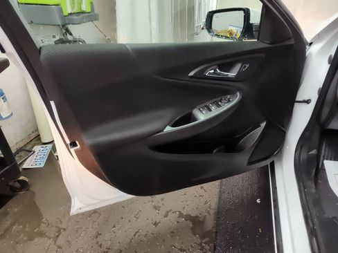 Used 2024 Chevrolet Malibu LT w/ LPO, Floor Liner Package FWD image 14