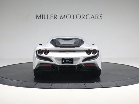 Certified 2022 Ferrari F8 Tributo image 7