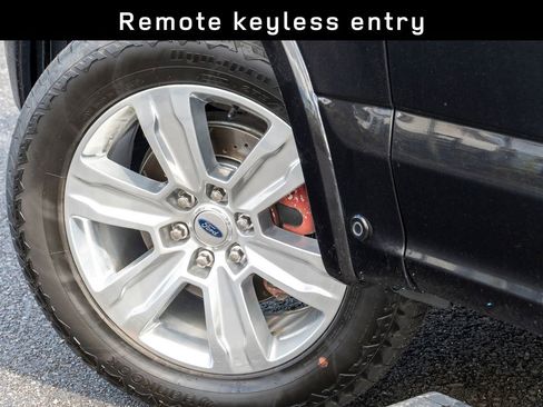 Used 2019 Ford F150 Platinum w/ Equipment Group 701A Luxury image 9