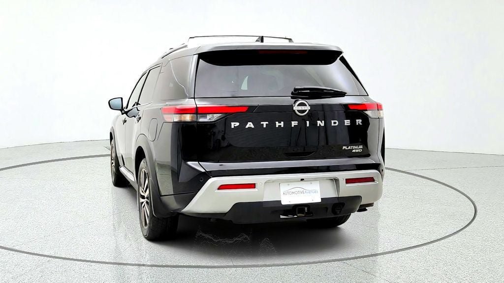 Used 2025 Nissan Pathfinder Platinum w/ Cargo Package AWD/4WD image 6