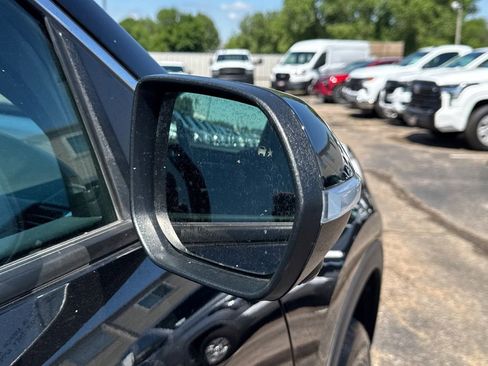 Used 2024 GMC Acadia Elevation FWD image 41