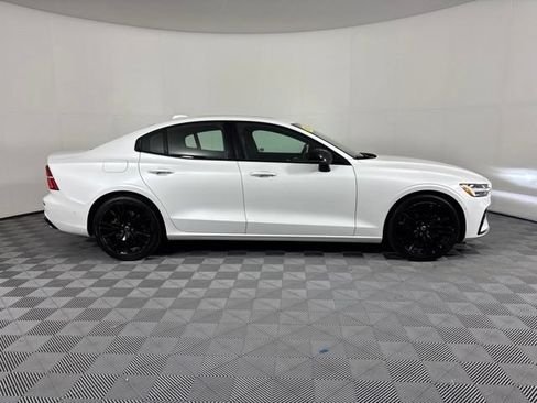 Used 2024 Volvo S60 B5 Plus AWD/4WD image 5