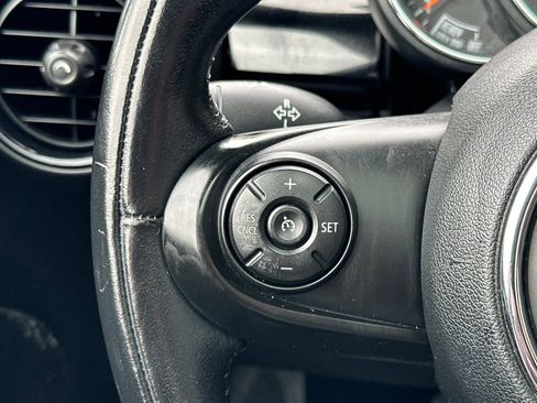 Used 2016 MINI Cooper 2-Door Hardtop image 26