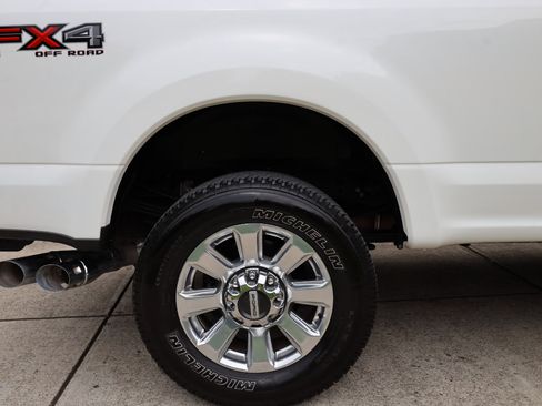 Used 2020 Ford F250 Platinum image 17