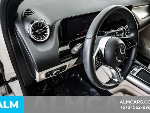 Used 2024 Mercedes-Benz GLA 250 image 33