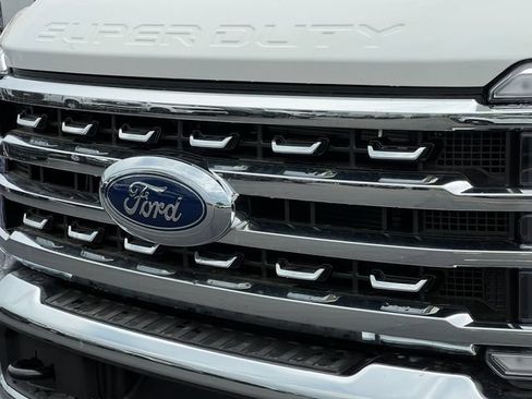 New 2026 Ford F550 4x4 Crew Cab image 34