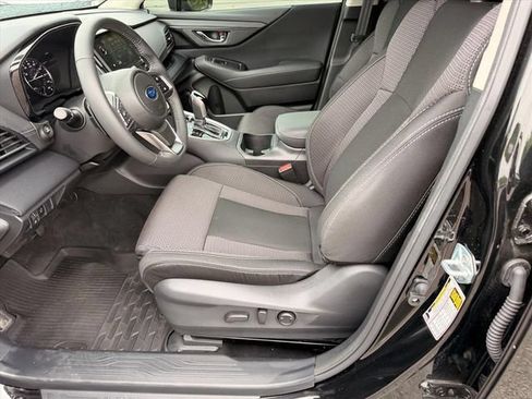 Used 2025 Subaru Outback Premium w/ Popular Package #1A AWD/4WD image 8