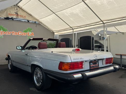 Used 1987 Mercedes-Benz 560 SL image 8