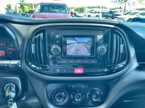 Used 2018 RAM ProMaster City Tradesman FWD image 15