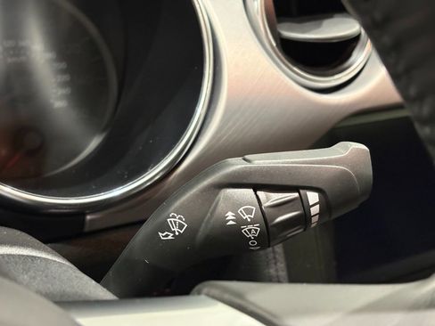 Used 2021 Ford Mustang GT Premium image 16