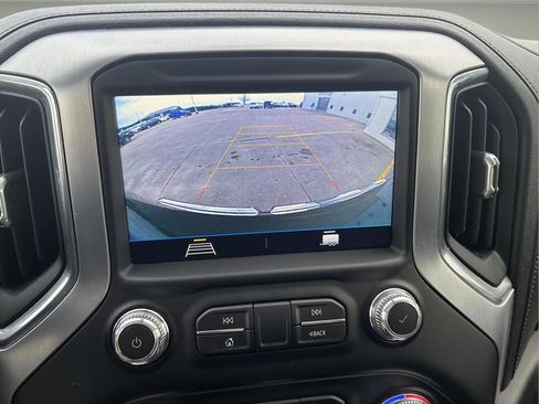 Used 2021 GMC Sierra 1500 Elevation image 13