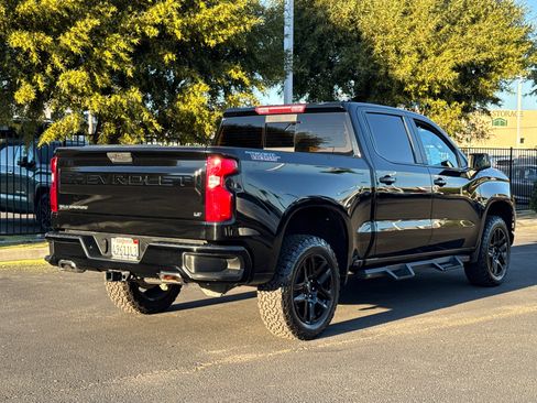 Used 2022 Chevrolet Silverado 1500 LT Trail Boss w/ Convenience Package II image 14
