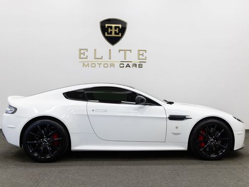 Used 2011 Aston Martin V8 Vantage S RWD image 8