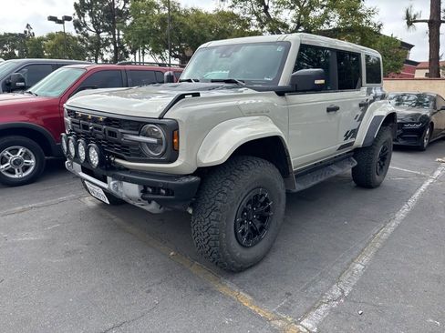 Used 2025 Ford Bronco Raptor AWD/4WD image 16