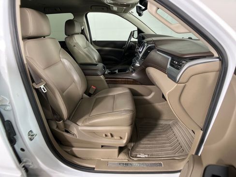 Used 2020 Chevrolet Tahoe LT image 6