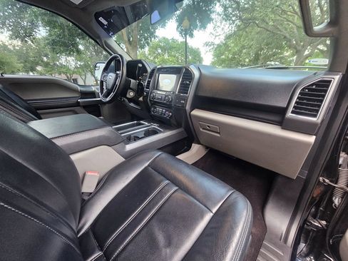 Used 2016 Ford F150 XLT w/ Equipment Group 302A Luxury AWD/4WD image 13