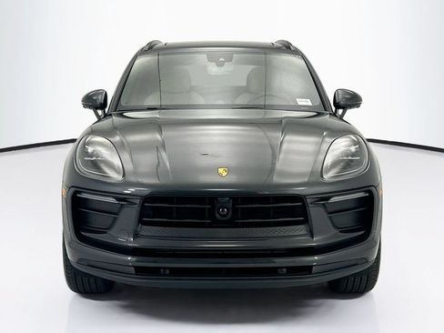Used 2026 Porsche Macan AWD/4WD image 10