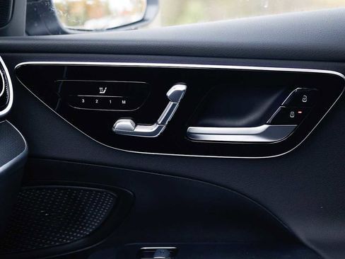 Used 2026 Mercedes-Benz C 300 4MATIC Sedan image 33