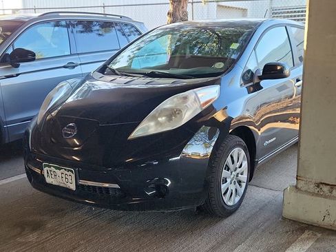 Used 2015 Nissan Leaf S w/ Charge Package image 3