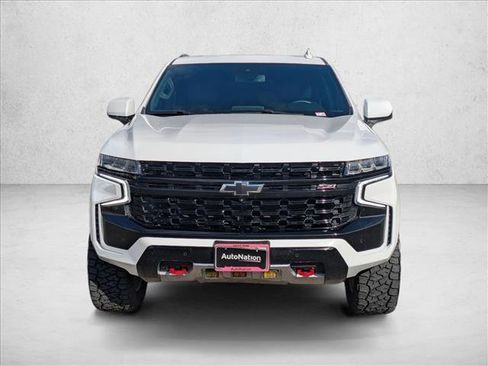 Used 2023 Chevrolet Tahoe Z71 w/ Luxury Package image 2