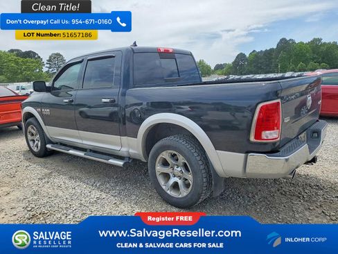 Used 2017 RAM 1500 Laramie w/ Convenience Group AWD/4WD image 3