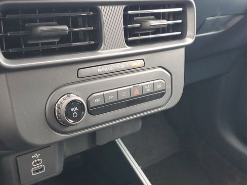 New 2026 Ford Maverick XL image 21