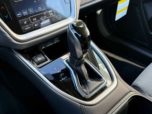 Certified 2025 Subaru Outback Premium w/ Popular Package #1A image 25