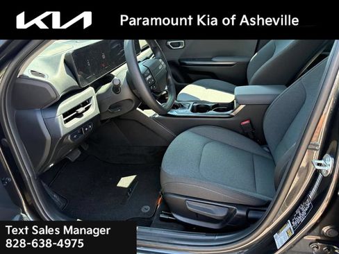 Certified 2025 Kia K4 FWD image 16