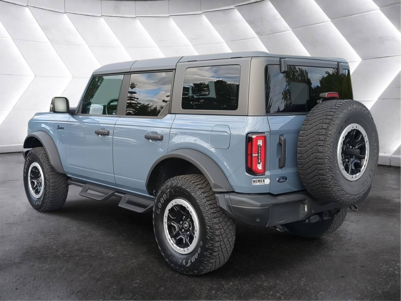 Used 2023 Ford Bronco Badlands AWD/4WD image 4