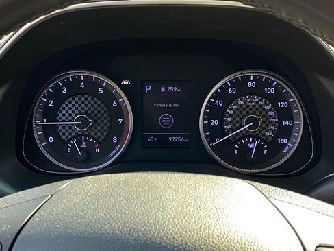 Used 2020 Hyundai Elantra Limited image 15