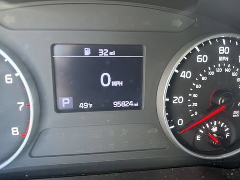 Used 2021 Kia Seltos S AWD/4WD image 17