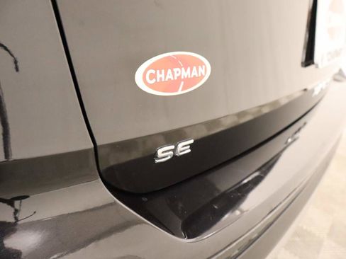 Used 2024 Volkswagen Taos SE FWD image 19