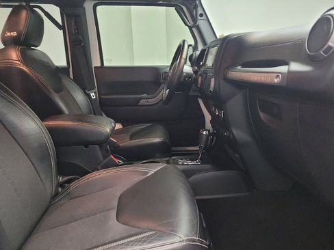 Used 2018 Jeep Wrangler Unlimited Sport AWD/4WD image 21