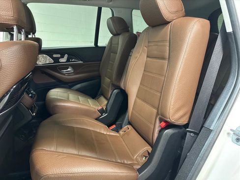 Used 2024 Mercedes-Benz GLS 450 4MATIC image 25