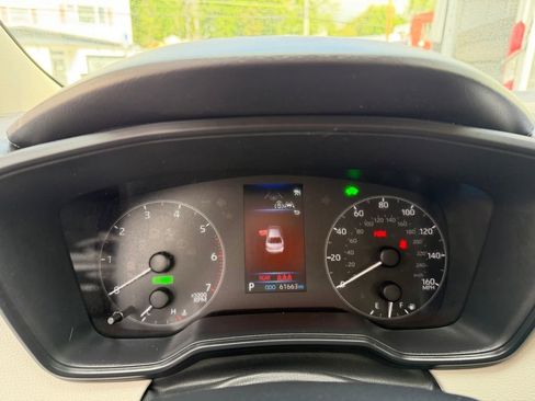 Used 2024 Toyota Corolla LE AWD/4WD image 16