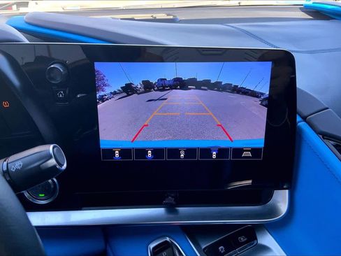 Used 2023 Chevrolet Corvette Stingray Premium Conv w/ Battery Protection Package image 23