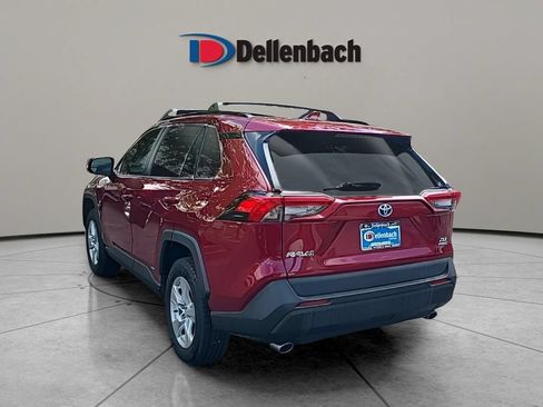 Used 2020 Toyota RAV4 XLE w/ Convenience Package AWD/4WD image 3