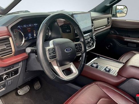Used 2024 Ford Expedition Max Limited AWD/4WD image 18
