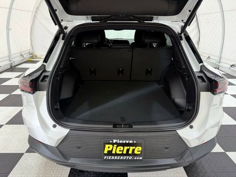 New 2026 Chevrolet Equinox EV LT image 4