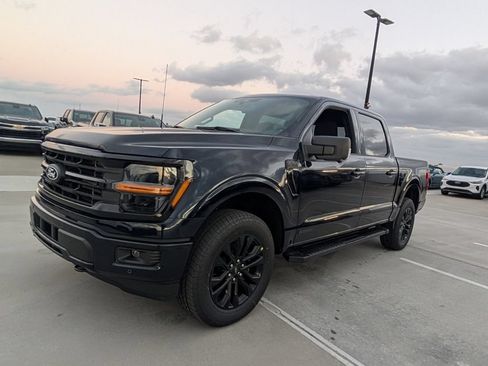 New 2026 Ford F150 XLT w/ Equipment Group 302A MID AWD/4WD image 3