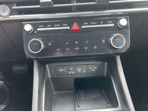 Used 2025 Hyundai Tucson SEL FWD image 26