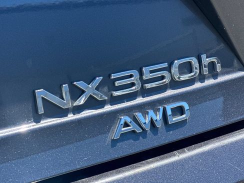 Used 2024 Lexus NX 350h AWD w/ Vision Package image 12