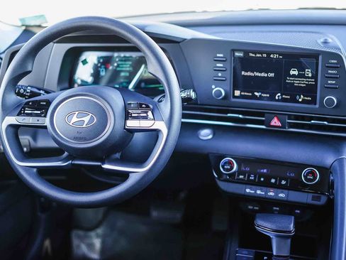 New 2026 Hyundai Elantra Blue image 13