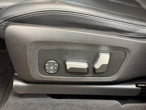 Used 2023 BMW X3 xDrive30i image 11