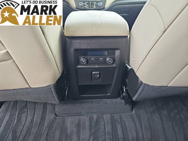 Used 2023 Chevrolet Traverse LT FWD image 20
