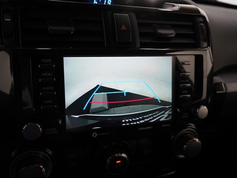 Used 2024 Toyota 4Runner TRD Off-Road Premium image 21