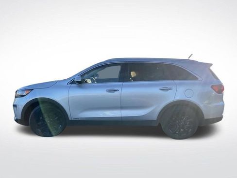 Used 2020 Kia Sorento EX image 13