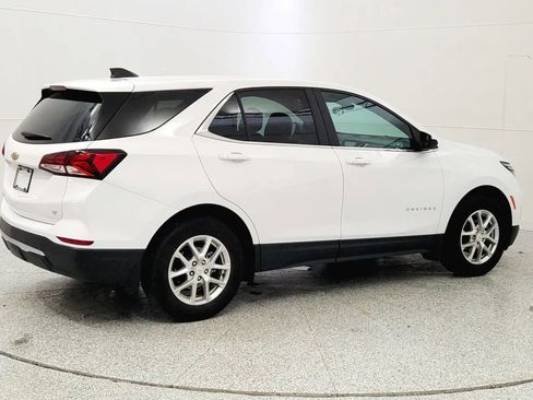 Used 2022 Chevrolet Equinox LT w/ LPO, Floor Liner Package image 7